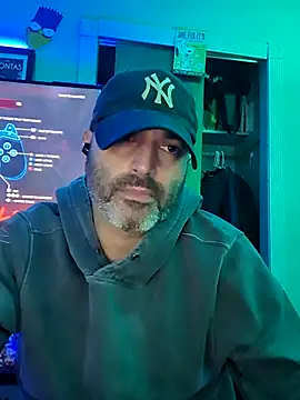 Snapshot of Novabear6996 chatting on 09.12.25 Novabear6996 online show from 09.12.25