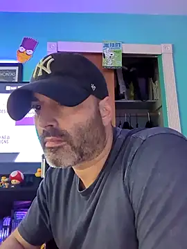 Snapshot of Novabear6996 chatting on 10.01.25 Novabear6996 online show from 10.01.25