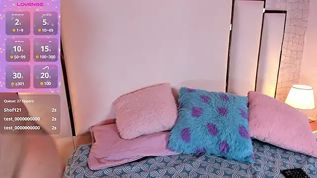 Snapshot of hillary_uckerman_ chatting on 02.26.25 hillary uckerman online show from 02.26.25