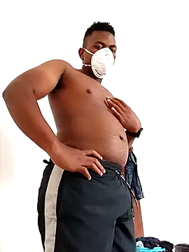 Snapshot of bosszonke123 chatting on 02.16.25 bosszonke123 online show from 02.16.25