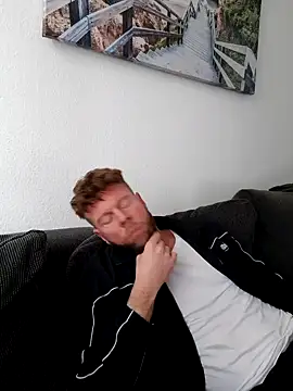 xXCR07xX online show from 02.23.25