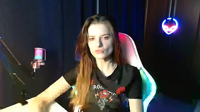 your---love online show from 02.25.25
