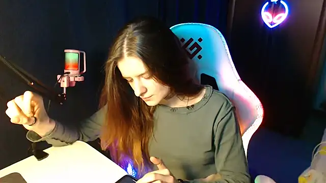 your---love online show from 02.27.25