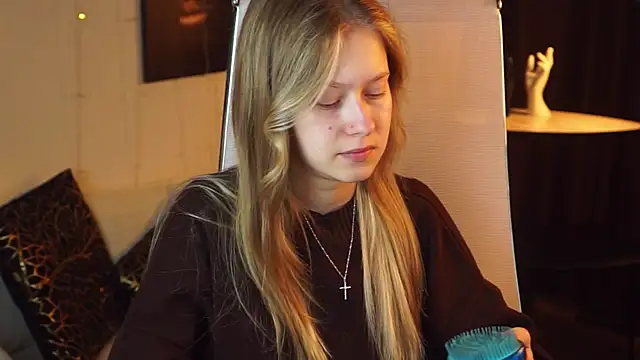 EveMundie online show from 05.27.26