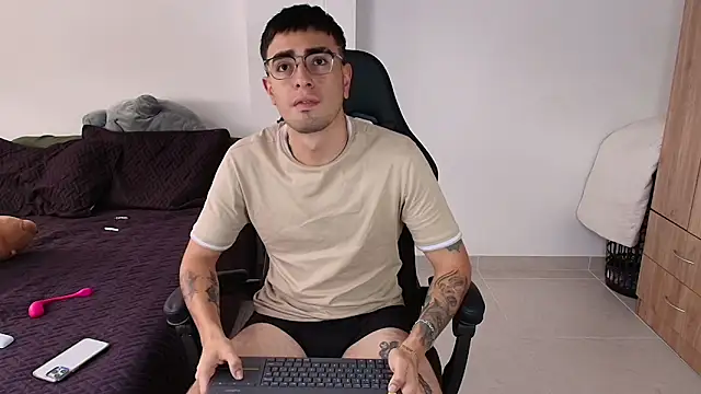 Andy shaaw online show from 02.21.25