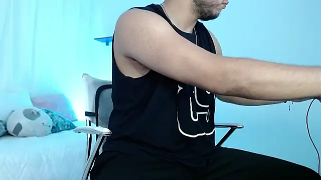 Double R12 online show from 02.27.25