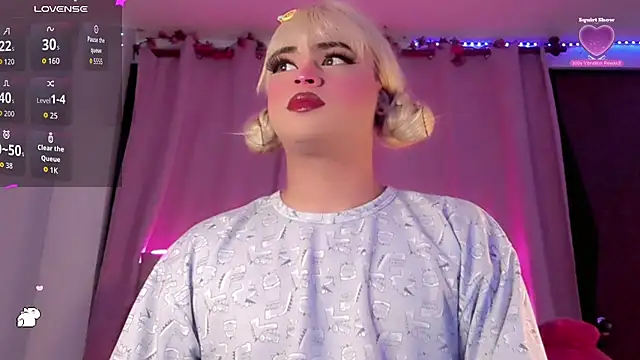 Snapshot of BabyNaomi2 chatting on 11.14.25 BabyNaomi2 online show from 11.14.25