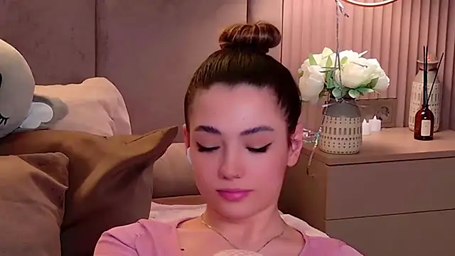 Alice Deleon online show from 02.17.25