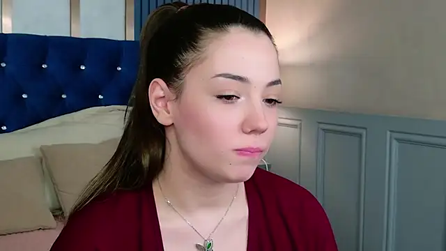 Snapshot of Alice_Deleon chatting on 04.19.26 Alice Deleon online show from 04.19.26