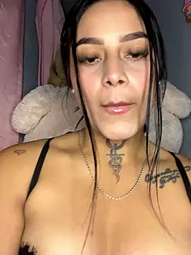 Snapshot of Emily_sharlot chatting on 01.17.26 Emily sharlot online show from 01.17.26