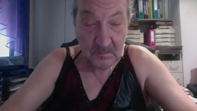 HMStraps01 online show from 01.17.26