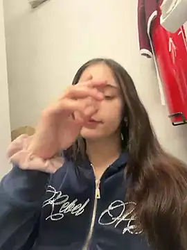 sexymelli18 online show from 05.13.26