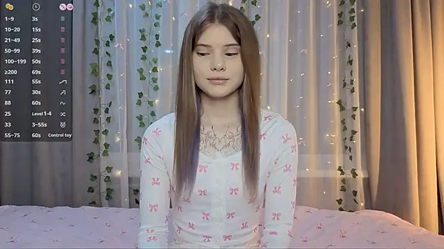 CarolinePepper online show from 04.16.26