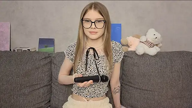 CarolinePepper online show from 05.24.26