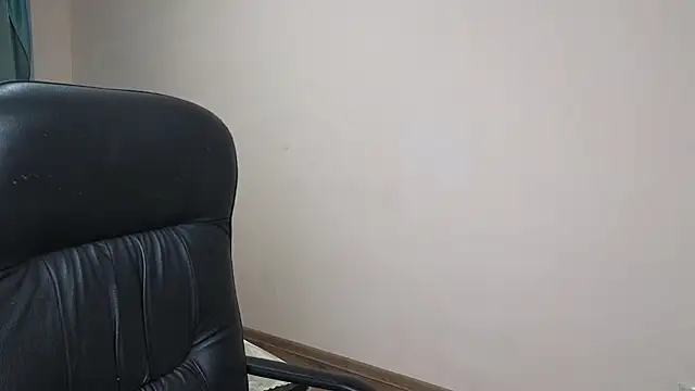 Sandra Snowflake online show from 03.18.25