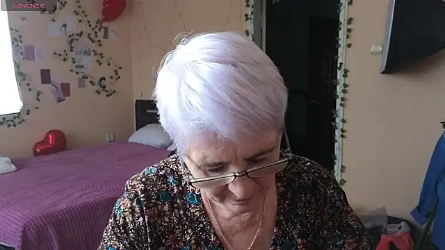 Sandra Snowflake online show from 06.05.26
