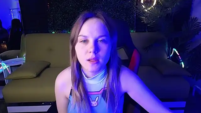 Snapshot of Dyna_bae chatting on 02.27.25 Dyna bae online show from 02.27.25