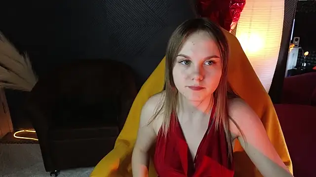 Snapshot of Dyna_bae chatting on 03.17.25 Dyna bae online show from 03.17.25