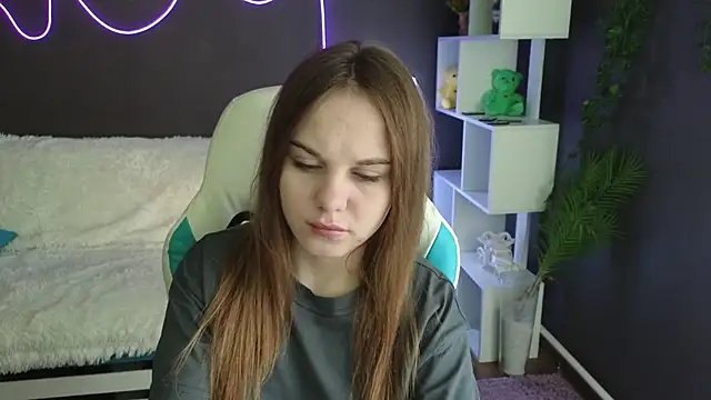 Snapshot of Dyna_bae chatting on 09.11.25 Dyna bae online show from 09.11.25