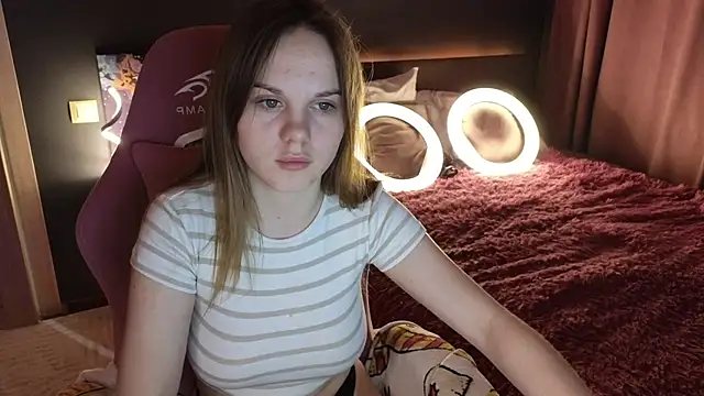 Snapshot of Dyna_bae chatting on 09.24.25 Dyna bae online show from 09.24.25