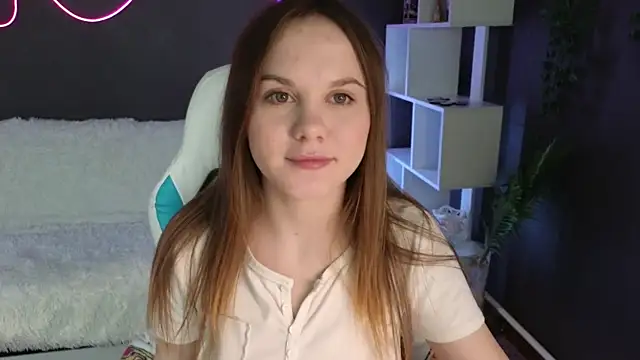 Snapshot of Dyna_bae chatting on 10.01.25 Dyna bae online show from 10.01.25