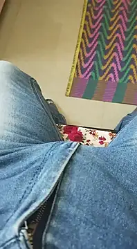 Snapshot of desi_pb02 chatting on 03.22.25 desi pb02 online show from 03.22.25