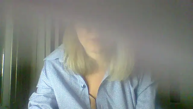 Snapshot of Mary888x chatting on 02.16.25 Mary888x online show from 02.16.25