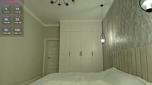 minamoons online show from 03.09.25