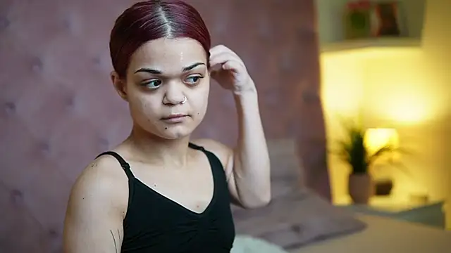 MaiaMini online show from 04.07.26