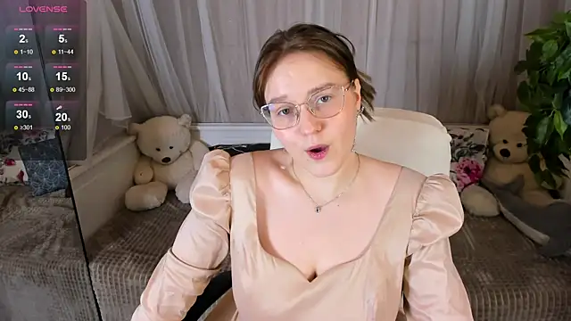 Rada Woods online show from 02.19.25