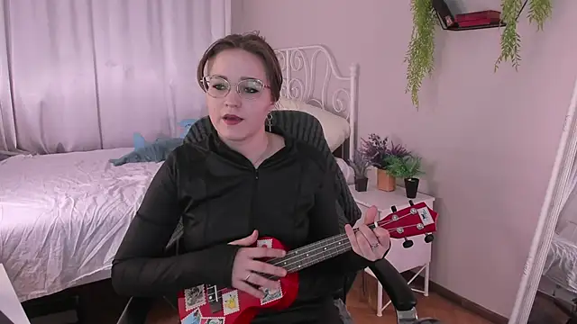 Rada Woods online show from 03.19.25