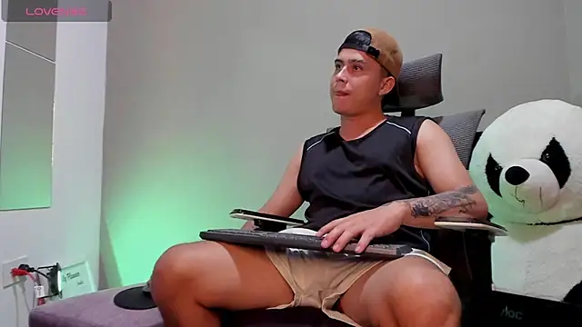 mattiwsmorris  online show from 10.24.25