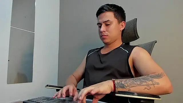 mattiwsmorris  online show from 12.05.25