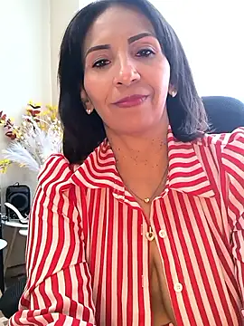 Mrsvictoriaaa online show from 04.06.26