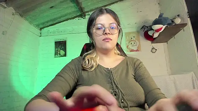 Emily  katz online show from 09.12.25