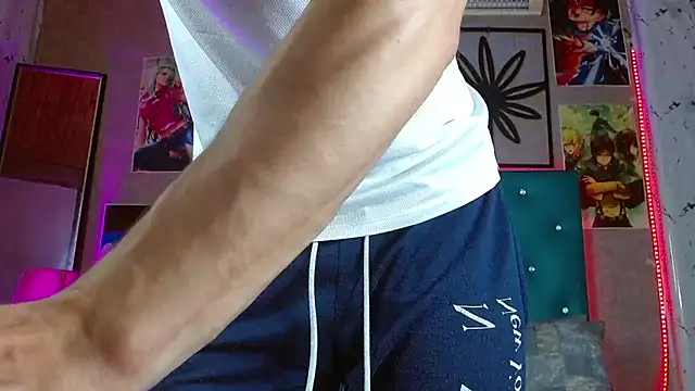 LiamAndrewzz online show from 04.15.26