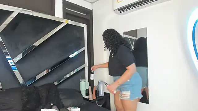 Snapshot of Rubyxht chatting on 09.13.25 Rubyxht online show from 09.13.25