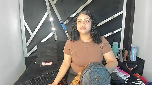 Snapshot of Rubyxht chatting on 09.14.25 Rubyxht online show from 09.14.25