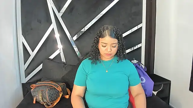 Snapshot of Rubyxht chatting on 10.26.25 Rubyxht online show from 10.26.25