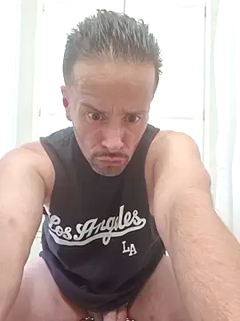 Snapshot of CoxedEighty chatting on 10.18.25 CoxedEighty online show from 10.18.25