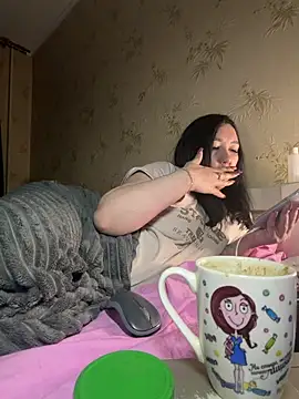 Naughtbaby 2025 online show from 04.03.26