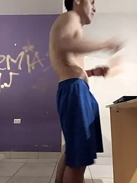 LeonRoots online show from 10.31.25