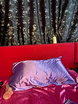 Siena Amaris online show from 02.04.26