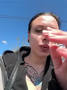 AlishaPrettyBlade online show from 05.25.26