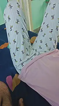 Snapshot of HorNy_Bro_Sis chatting on 10.31.25 HorNy Bro Sis online show from 10.31.25