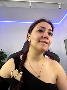 AshleySkott  online show from 09.19.25