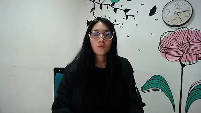 Arielle lov online show from 02.28.25