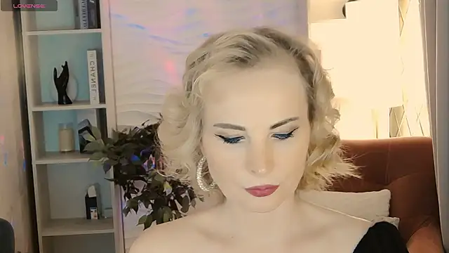 Snapshot of Sandra_Kind chatting on 03.03.26 Sandra Kind online show from 03.03.26