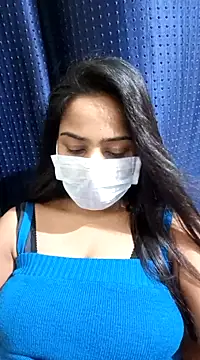 COZY ROZI online show from 03.17.25