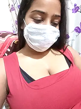 COZY ROZI online show from 09.18.25